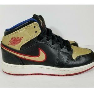 Air Jordan 1 Retro Mid GS 'Bred Metallic Gold'